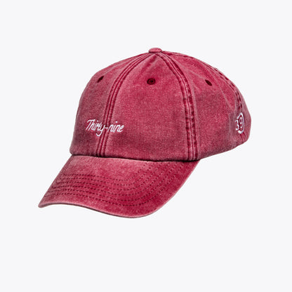 Thirty-nine cap rood vintage